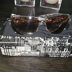 Oakley Sunglasses  Crosshair 1.0 - Chrome W/ Vr28 Black Iridium -NEW -RARE 004060-02