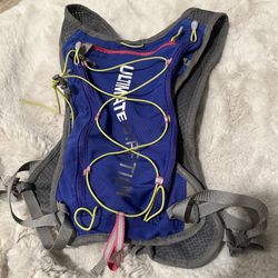 Women’s Ultimate Direction UltraVesta Hydration Vest for Runners, Marathoners, Ultra & Trail Hiking