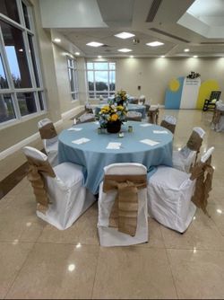 11 Fabric Baby Blue Round Tablecloths