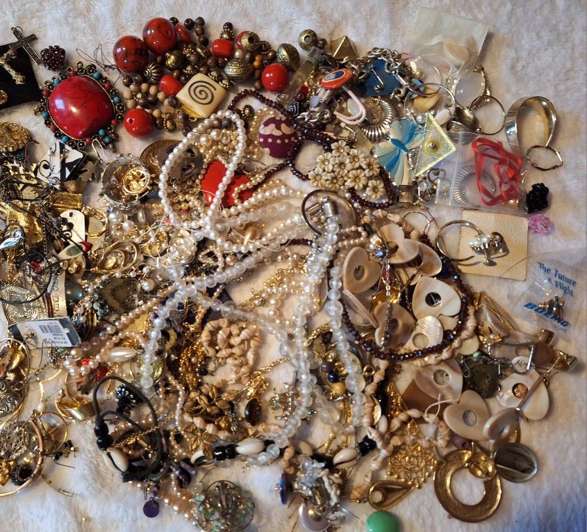 Jewelry Lot