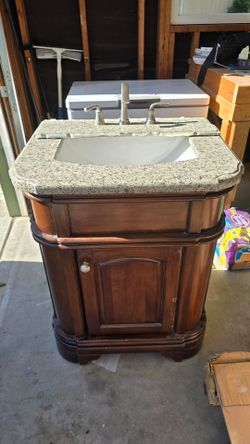 Bathroom vanity