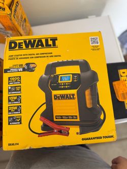 Dewalt 1600-Peak Amp Portable Jump Starter with Digital Compressor and USB Power Bank