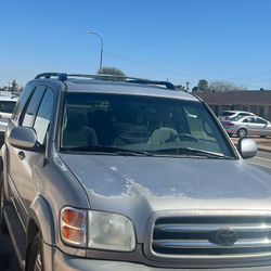 2003 Toyota Sequoia