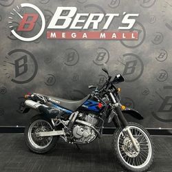 2017 Suzuki DR650SE