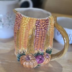 Corn pitcher