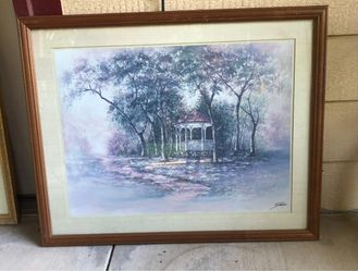 MUST GO-Wall Decor (see description) starting