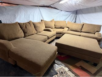193 from corner to corner very large couch with huge ottoman 54x53 delivery 40 local