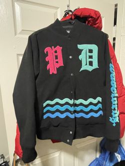 Pink Dolphin 