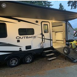 2020 Outback 24 Hour Toy Hauler Trailer 