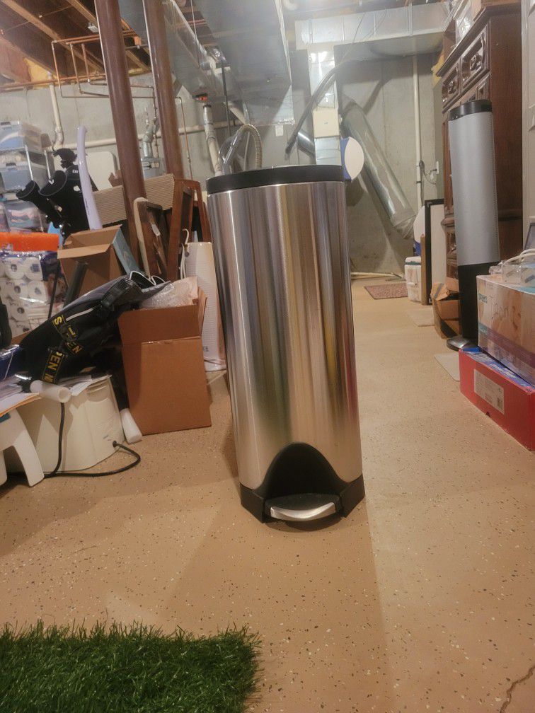 SIMPLE HUMAN CHROME KITCHEN GARBAGE CAN 