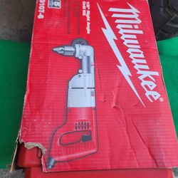Milwaukee 1/2" Right Angle Drill Kit New Never Use  $265