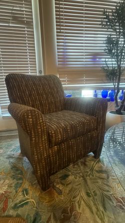 Armchair comfy $75.00