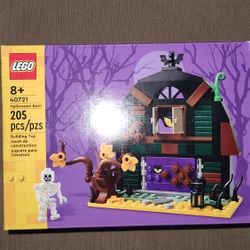 Lego Halloween Haunted Barn 
