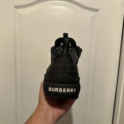 Burberry Shoes 