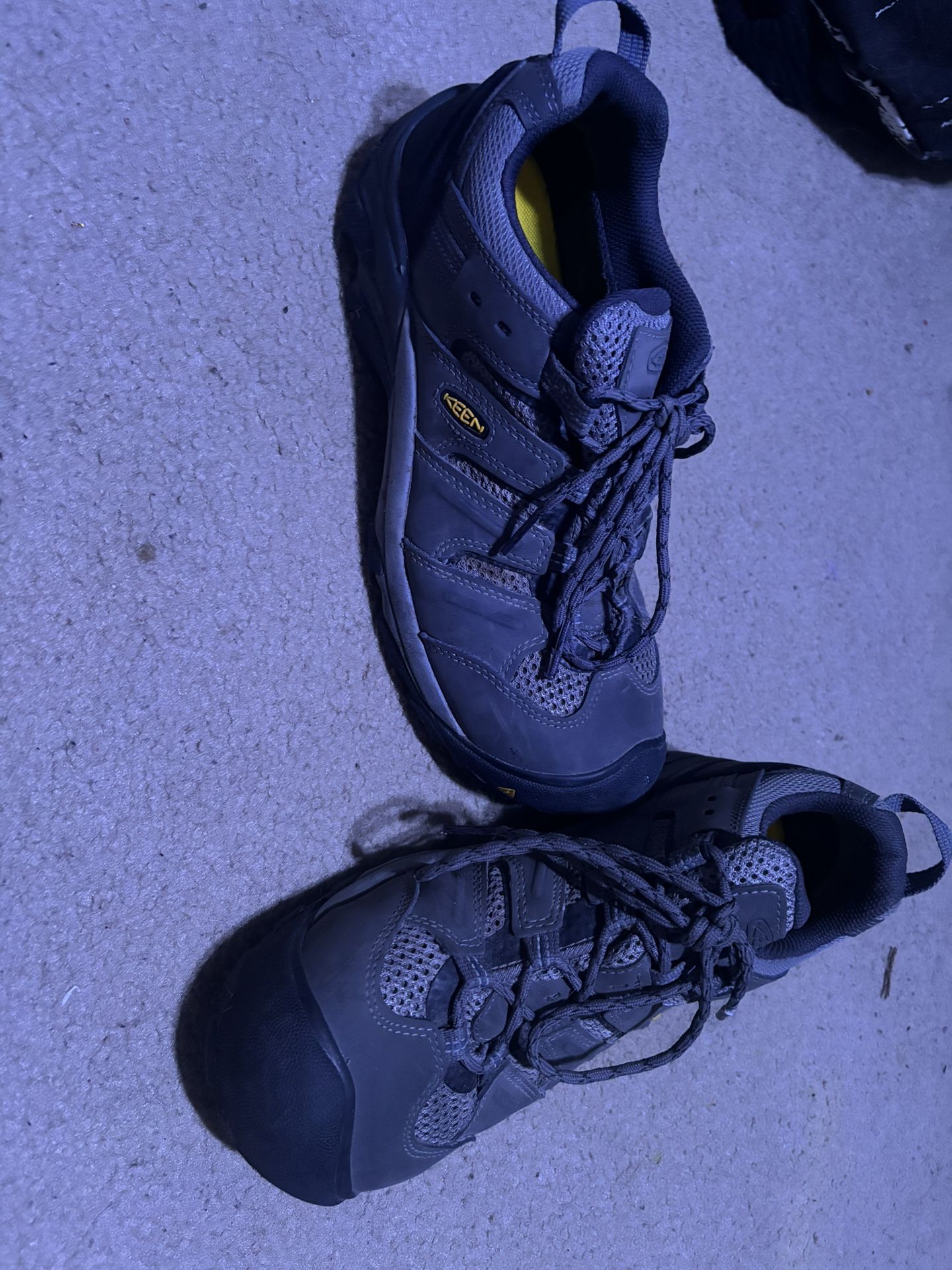 Composite Toe Men’s Keen Size 10
