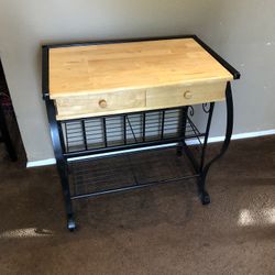 Countertop table 31 wide 19 depth 33 Hight 