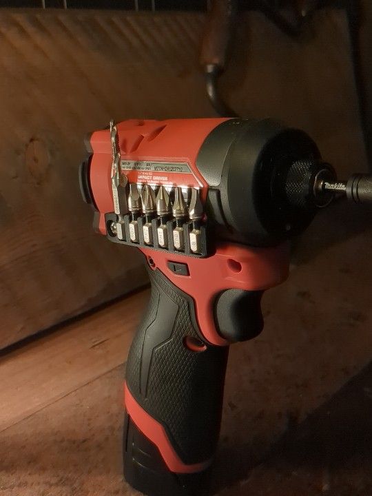 Milwaukee M12 Impact Bit Holder