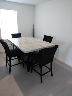 5 pc dining Table Set