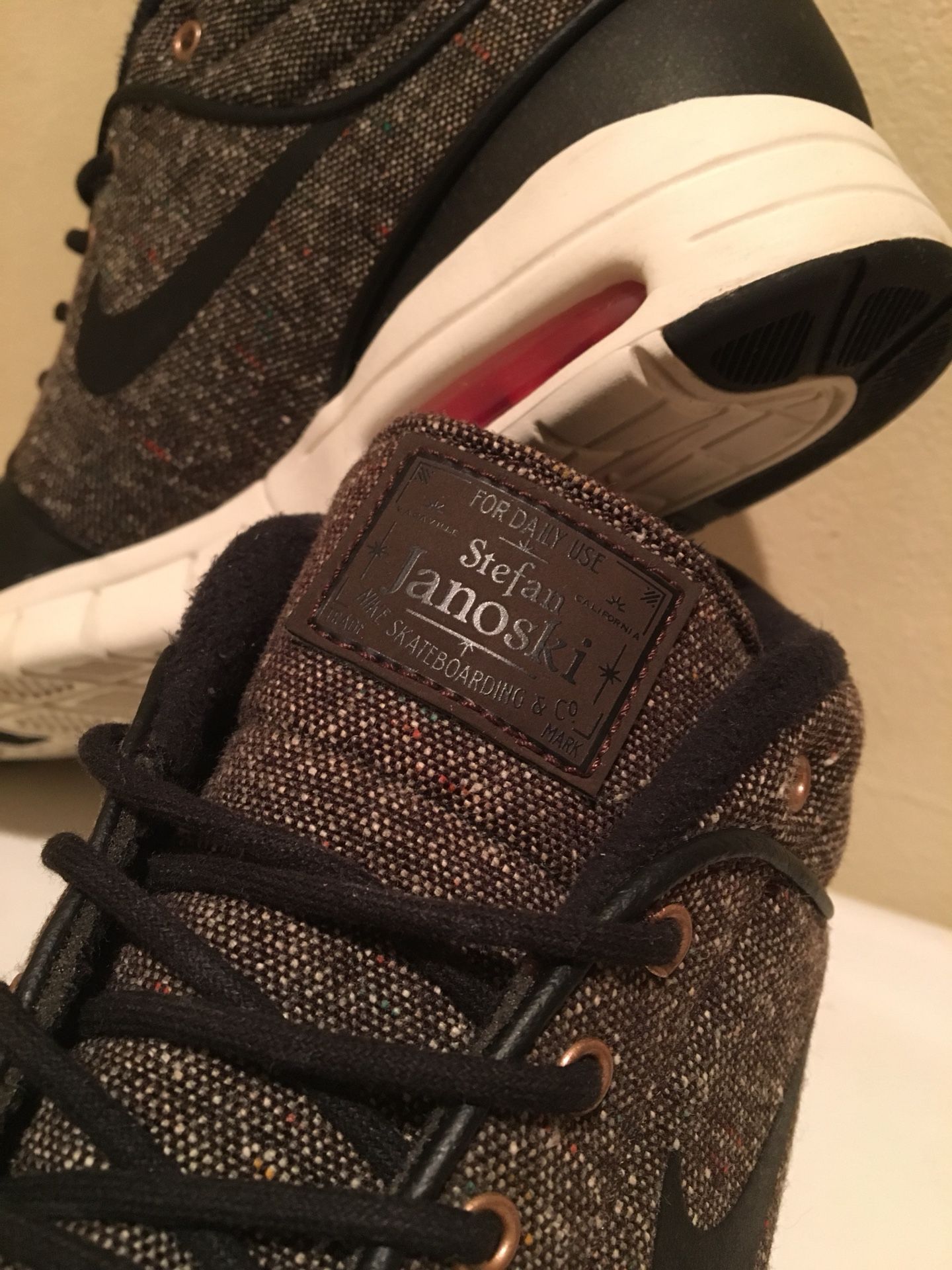 *********Nike Stefan Janoski Max Mids************