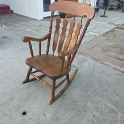 Vintage Rockin Chair 