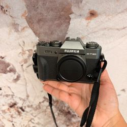 FUJIFILM X-T30 III Mirrorless Camera (Charcoal Silver)