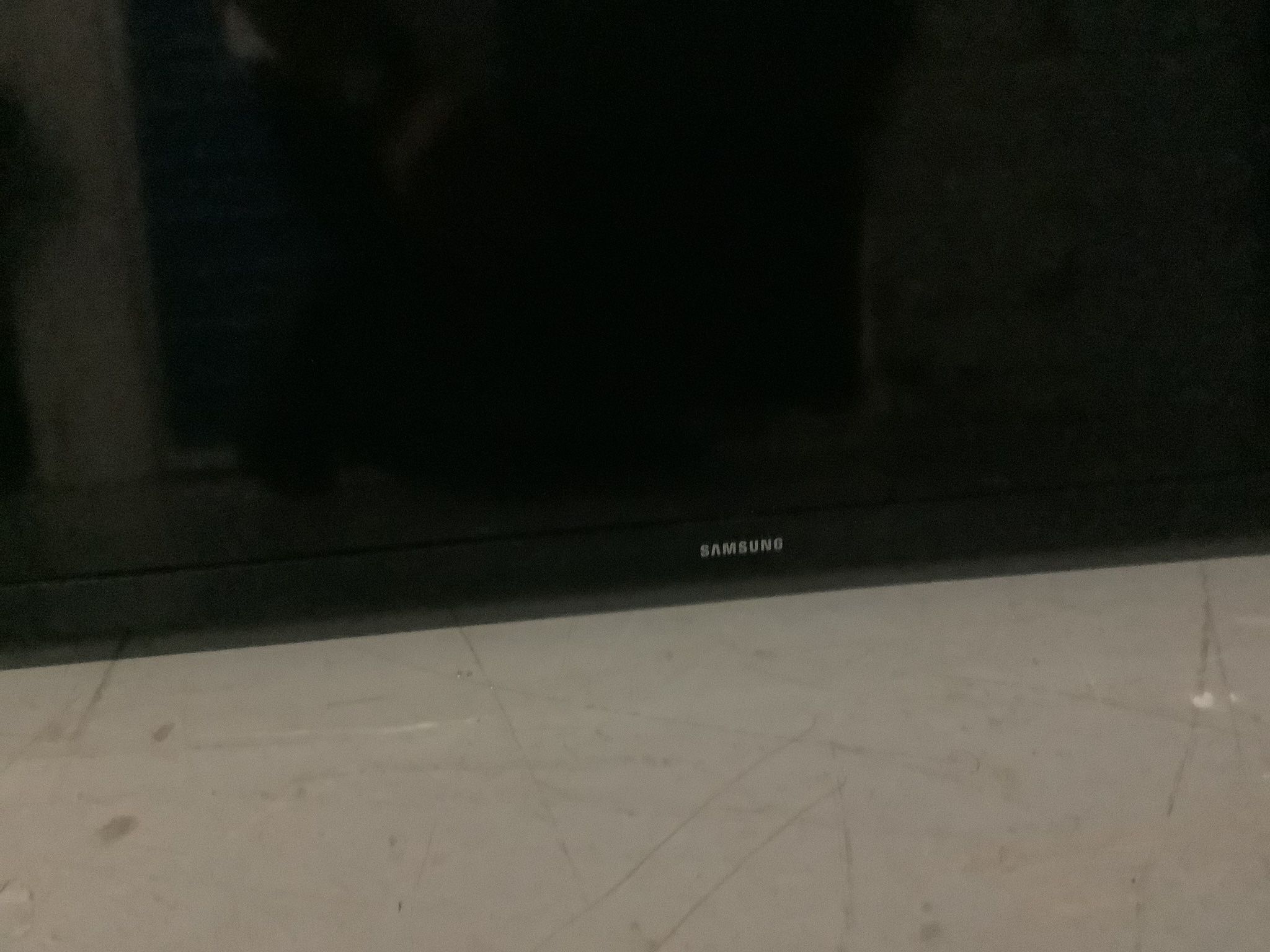 32 “ Samsung Tv