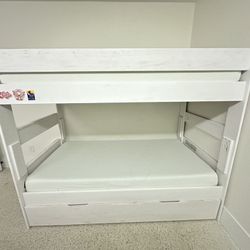 White Bunk Bed With Trundle