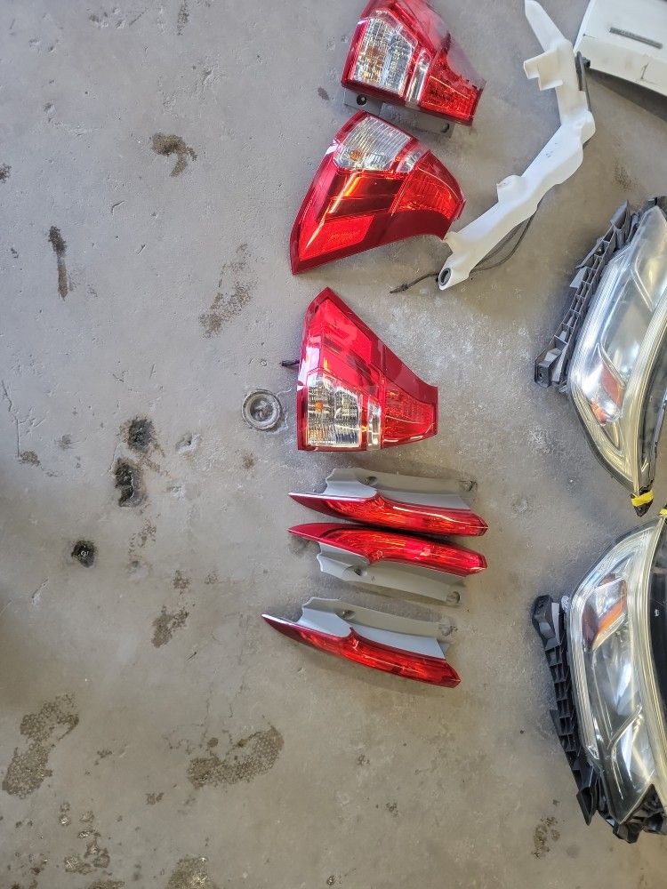 Honda Crv 14 To 16 Headlights And More 