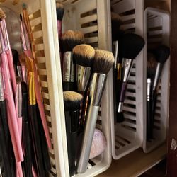 Makeup Brushes