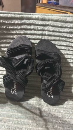 Only wore 2 times.