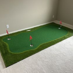 Golf Putting Green