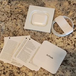 Apple AirPods with Charging Case