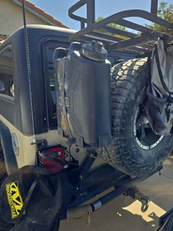 Jerry Gas Can Holder