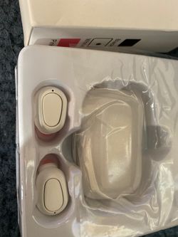 True wireless earbuds v5.0 /HD call /IPX5 waterproof/works with ios and android