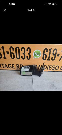 2007-2013 toyota tundra lh driver side mirror oem
