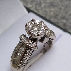 Lady's 14k White Gold Diamond Engagement Ring