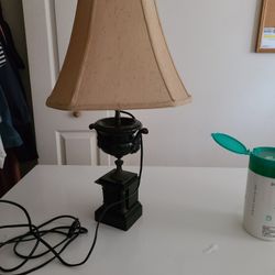 2 Vintage Lamps