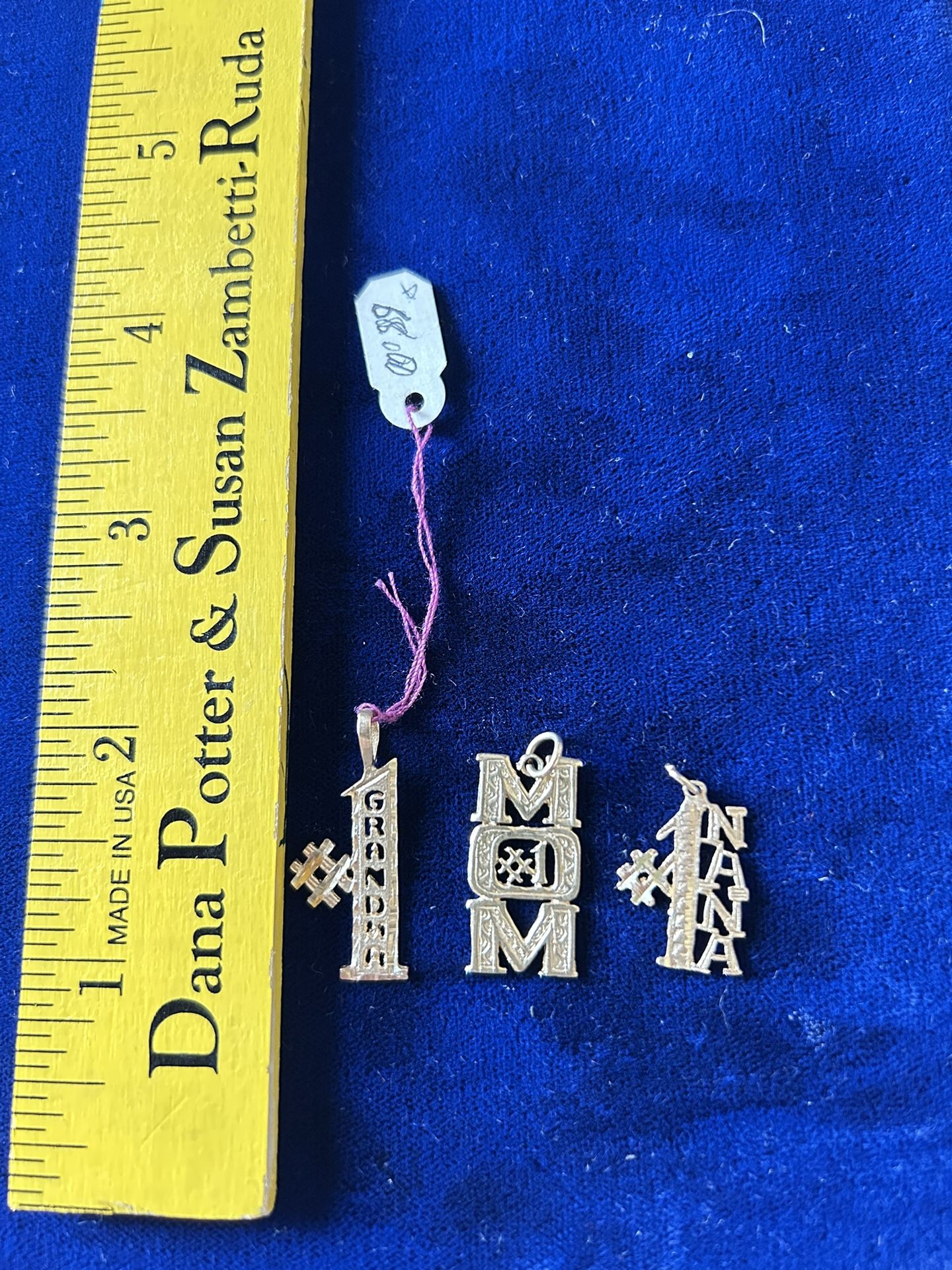 NEW 14 K NANA Pendant (Great Gift For Grandma/Mother’s Day)