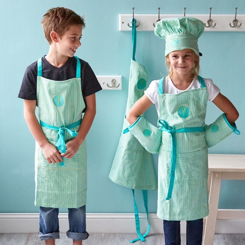 Pampered Chef Kids Apron & Hat 