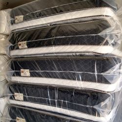 ☑️Mattress all sizes💤
🔵Queen sizes $190
🔵Full sizes $ 170
🔵Twin sizes $120
🔵cal King $ 310
🔵E K $ 320
🚚Delivery available