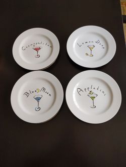 Pottery Barn Martini Cocktail Appetizer Plates  Set of 4 New