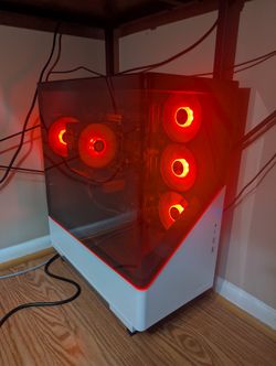 Gaming PC and Samsung Gaming Monitor