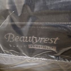 BRAND NEW Beautyrest Black CX Class Medium Hybrid Queen Mattess