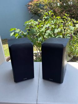 INFINITY PRIMUS P163 BOOKSHELF SPEAKERS.￼