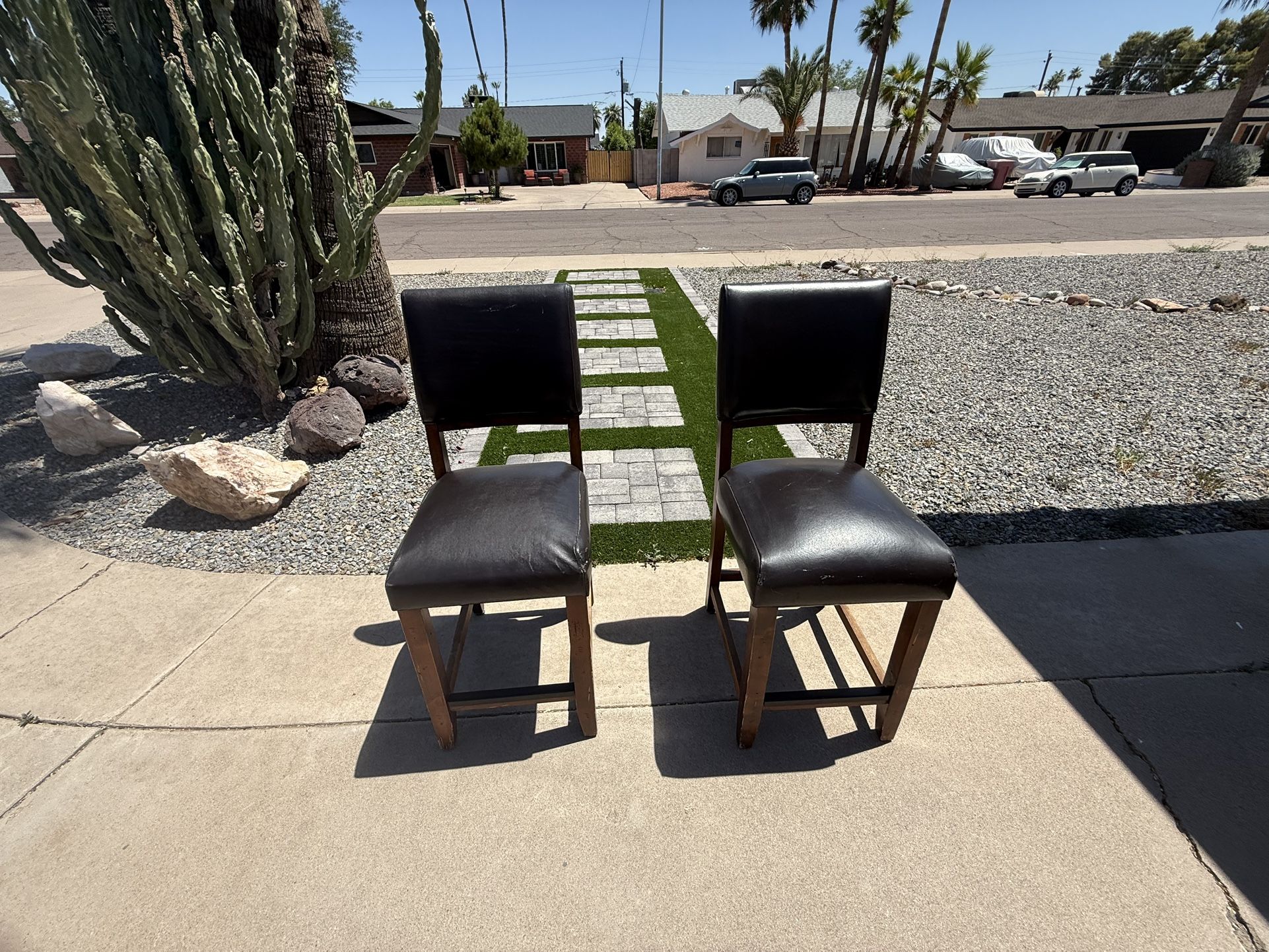 Countertop Or Barstool Chairs Brown