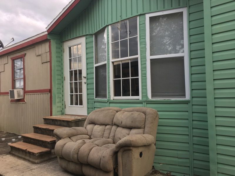 Trailer 3 bedrooms 2 bathrooms -$7,500 or better offer -considering any offers