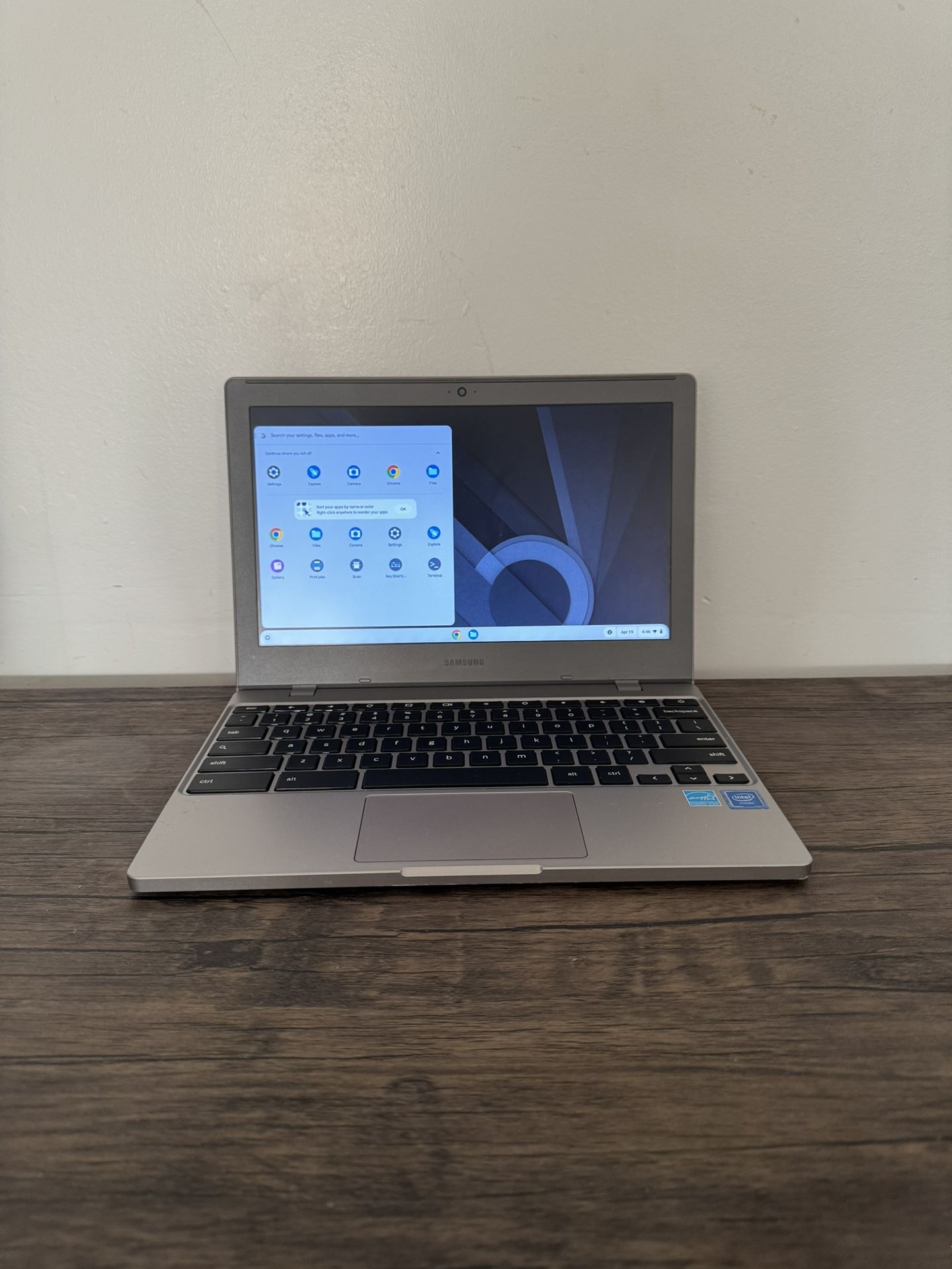 Samsung Chromebook Laptop with Changer 