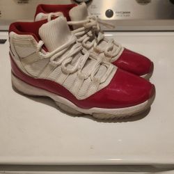 Jordan 11 Cherry Size 7