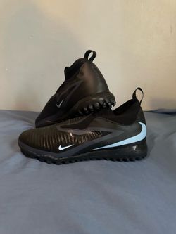 Turf shoes