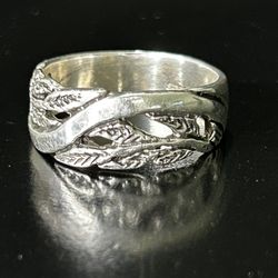 Vintage Ring Size 9.25 Silver Sterling Leaf Vibe Band Thick Wave Branch